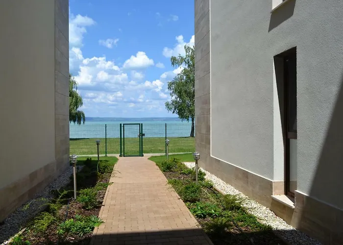 A16 Beachapartman * Siófok